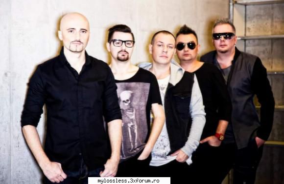 voltaj tracklist 1996 pericol moarte1999 risk maxim 22000 bungee2001 3d2002 4242003 best of2004